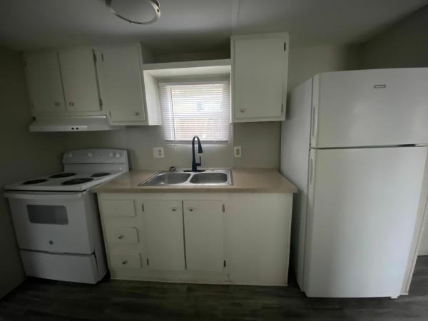 Photo 1 of 2 of home located at 1420 Hill Pine Huntsville, TX 77340