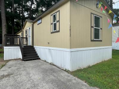 Mobile Home at 1613 Wildwood Huntsville, TX 77340