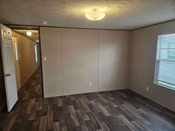 2022 97TRS14663AH22S  Home