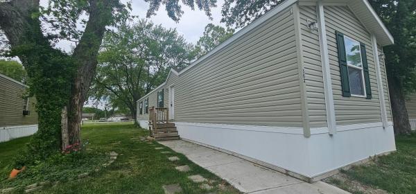 Photo 1 of 1 of home located at 502 Mariwood Dr Lot 184 Indianapolis, IN 46234