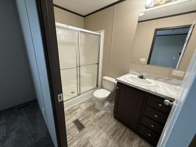 Photo 5 of 6 of home located at 87 Chauncer Rd. Gardner, IL 60424