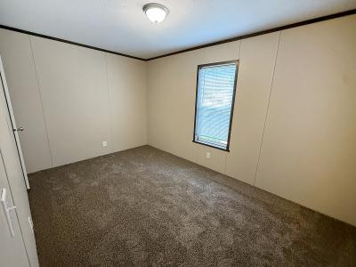 Photo 4 of 6 of home located at 87 Chauncer Rd. Gardner, IL 60424