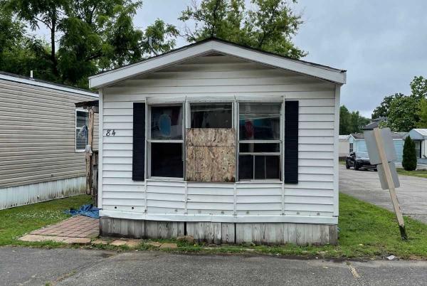 1990 Fairmont Mobile Home