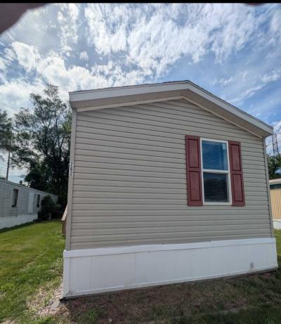 Photo 4 of 18 of home located at 301 Mantle Ave #262Kc Jackson, MI 49202