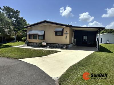 Mobile Home at 215B Dahlia Drive Fruitland Park, FL 34731