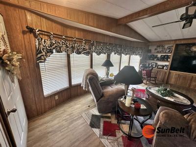 Photo 2 of 25 of home located at 158 Azalea Drive Fruitland Park, FL 34731