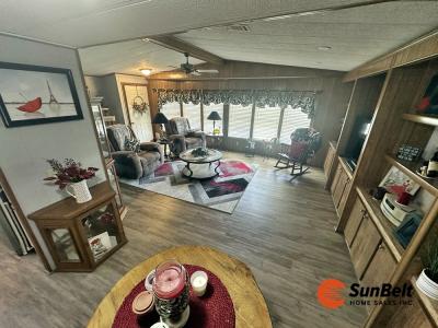 Photo 5 of 25 of home located at 158 Azalea Drive Fruitland Park, FL 34731