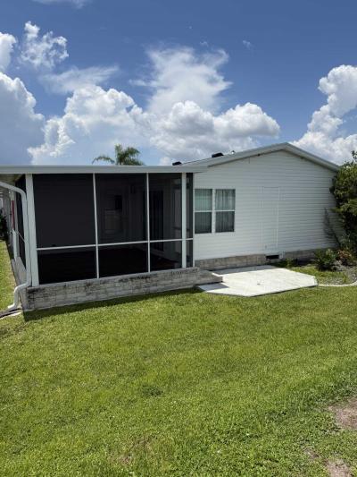 Photo 2 of 21 of home located at 5602 Duncan Rd #145 Punta Gorda, FL 33982