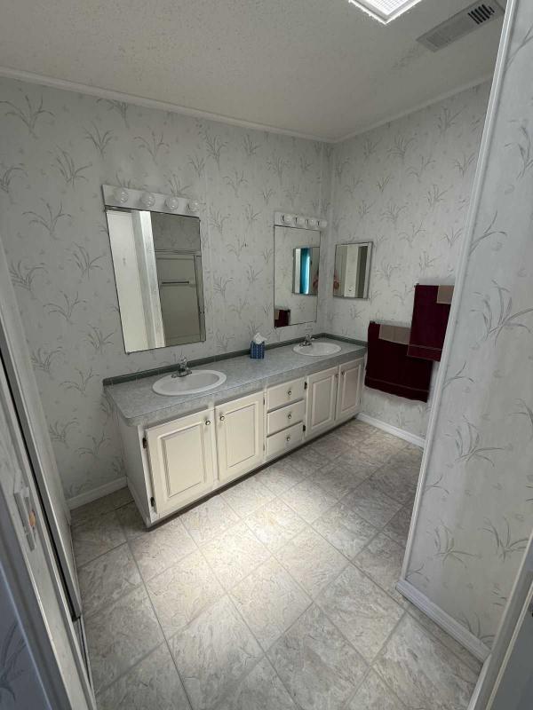 1998 Palm Harbor Mobile Home