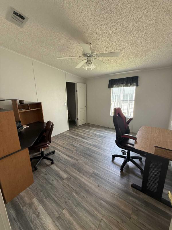 1998 Palm Harbor Mobile Home