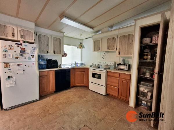 1985 SUNM Mobile Home