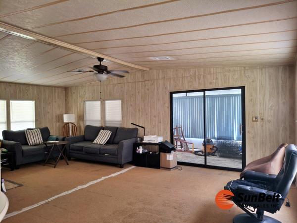 1985 SUNM Mobile Home