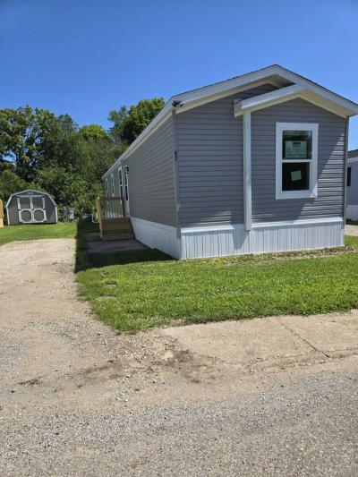 Mobile Home at 97 Rolling Park Drive North Massillon, OH 44647