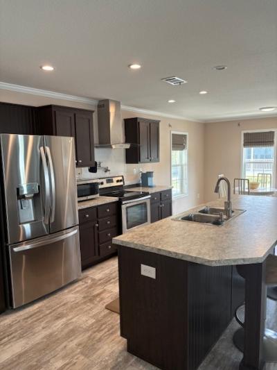 Photo 4 of 43 of home located at 14 Appletree Lane Naples, FL 34112