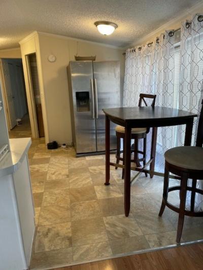 Photo 4 of 11 of home located at 22028 Dubois Ln #112 Romulus, MI 48174