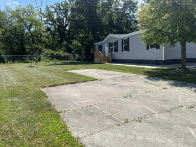 Photo 3 of 5 of home located at 7193 Mapleview Circle East Brown City, MI 48416