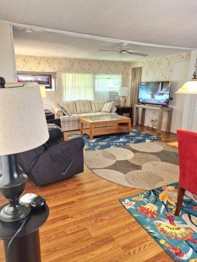 Photo 4 of 16 of home located at 2505 East Bay Dr. Largo, FL 33771