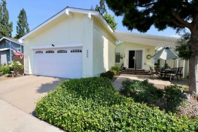 Photo 2 of 42 of home located at 1609 Canyon Lake #137 Santa Ana, CA 92705