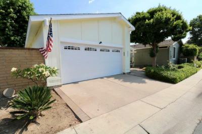 Photo 3 of 42 of home located at 1609 Canyon Lake #137 Santa Ana, CA 92705