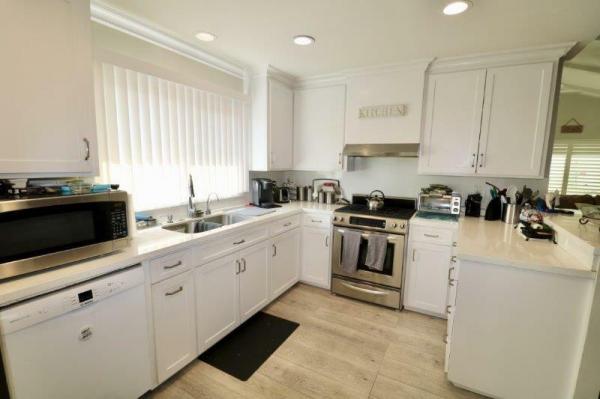 1983 Westway Homes 90006 W8A Mobile Home