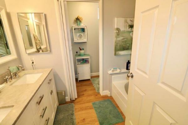 1983 Westway Homes 90006 W8A Mobile Home
