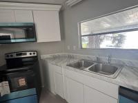 1980 Skyl HS Mobile Home