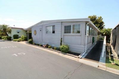 Photo 4 of 45 of home located at 16742 Lake Ridge Way #154 Yorba Linda, CA 92886