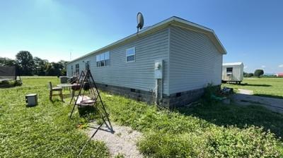 Photo 2 of 12 of home located at 3715 Lexington Rd Richmond, KY 40475