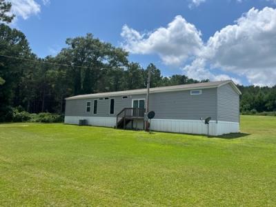 Photo 2 of 20 of home located at 22651 Co Rd 70 Andalusia, AL 36421
