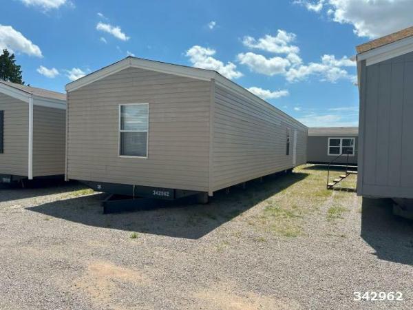 2016 REDMAN Mobile Home For Sale