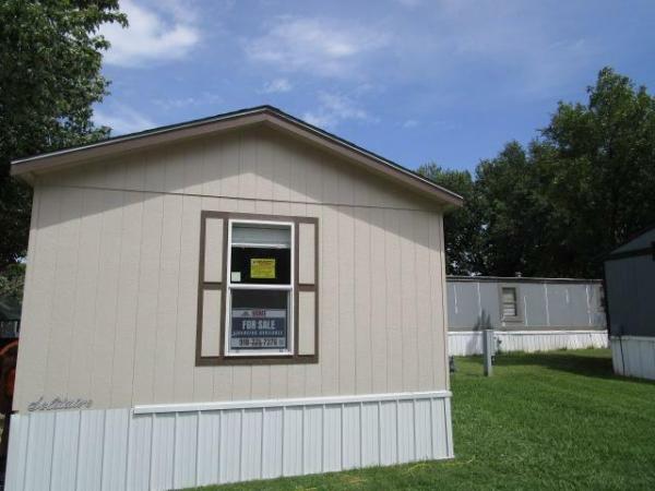 Photo 1 of 2 of home located at Cavalier Mhc Office 2905 N Kingston Place, Lot #47 Tulsa, OK 74115