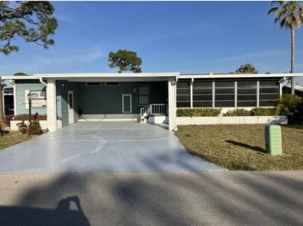 1985 Double wide  Mobile Home For Sale