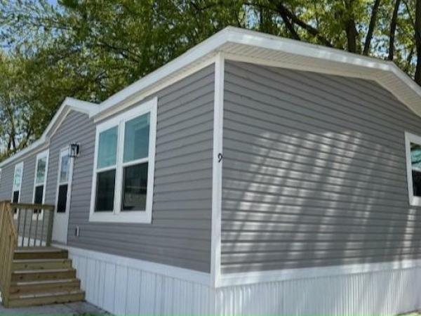 2025 Clayton - Wakarusa, IN Pulse Collection Manufactured Home