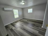 1986 SUNC Manufactured Home