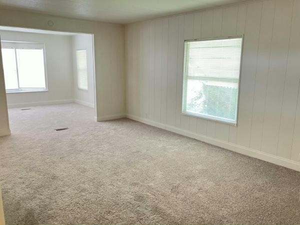 1981 TWIN Manufactured Home
