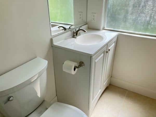 1981 TWIN Manufactured Home
