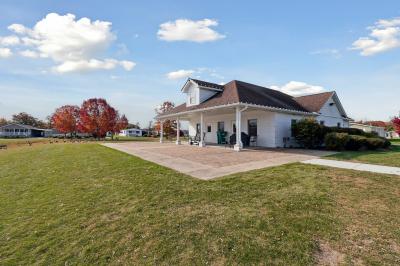 Mobile Home at 4226 Lakeview South Lot Ls4226 Saginaw, MI 48603