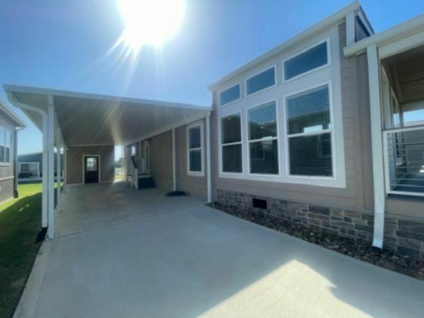 2023 Oak Creek Homes - Huntsville Smart Cottage - Eagle Manufactured Home