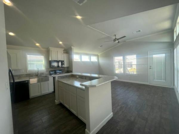 2023 Oak Creek Homes - Huntsville Smart Cottage - Eagle Manufactured Home