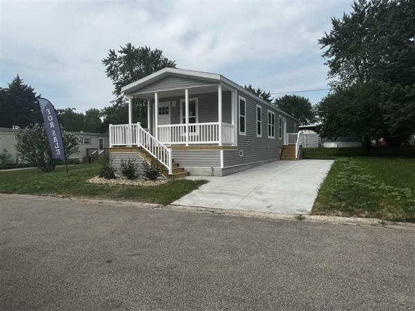 2025 Champion - Topeka Madison Mobile Home