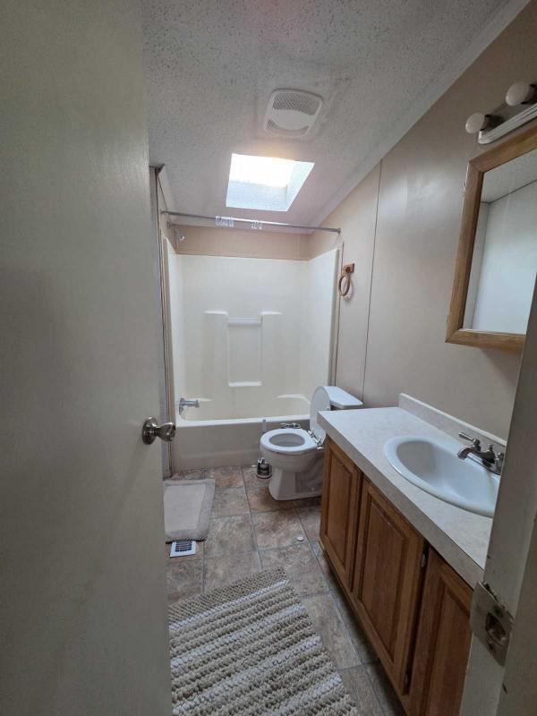 1994 Friendship Manufactured Home