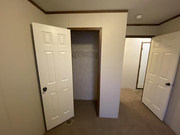 2015 Redman Advantage II 1460204RA Mobile Home
