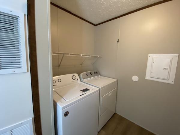 2013 REDMAN Mobile Home