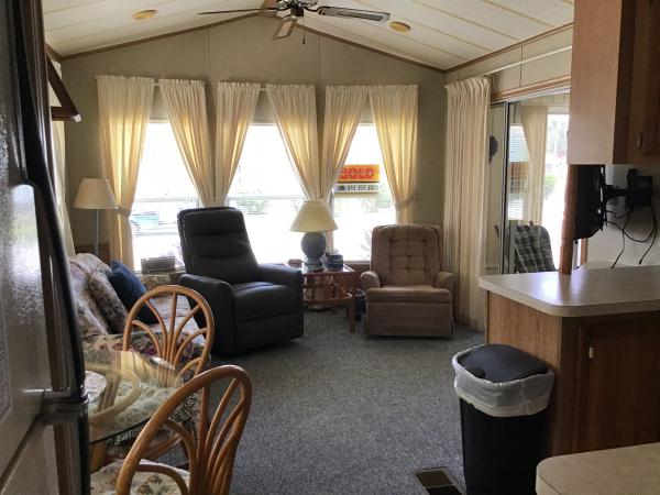 1990 CHAR N/A Mobile Home