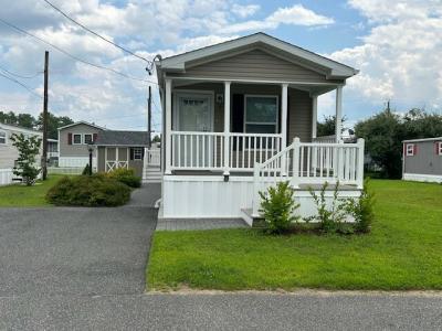 Photo 2 of 14 of home located at 7 Pondview Terrace Danbury, CT 06810