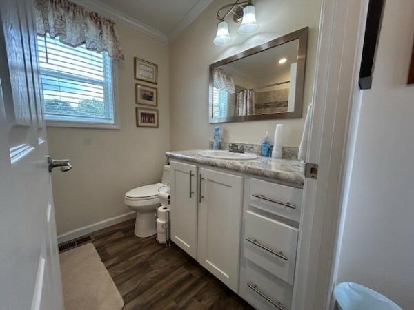2020 Commodore 62x14 Mobile Home