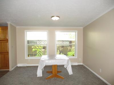 Photo 2 of 20 of home located at 23122 Fountain Dr Clinton Township, MI 48036