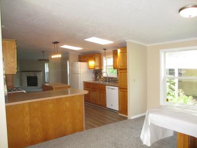 Photo 3 of 20 of home located at 23122 Fountain Dr Clinton Township, MI 48036