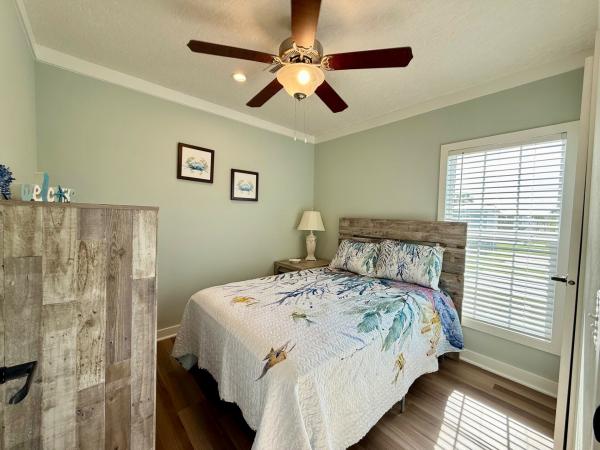 2023 Champion 2034467-SSS Mobile Home