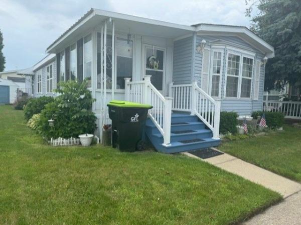Photo 1 of 2 of home located at 159 South Terrace White Lake, MI 48386